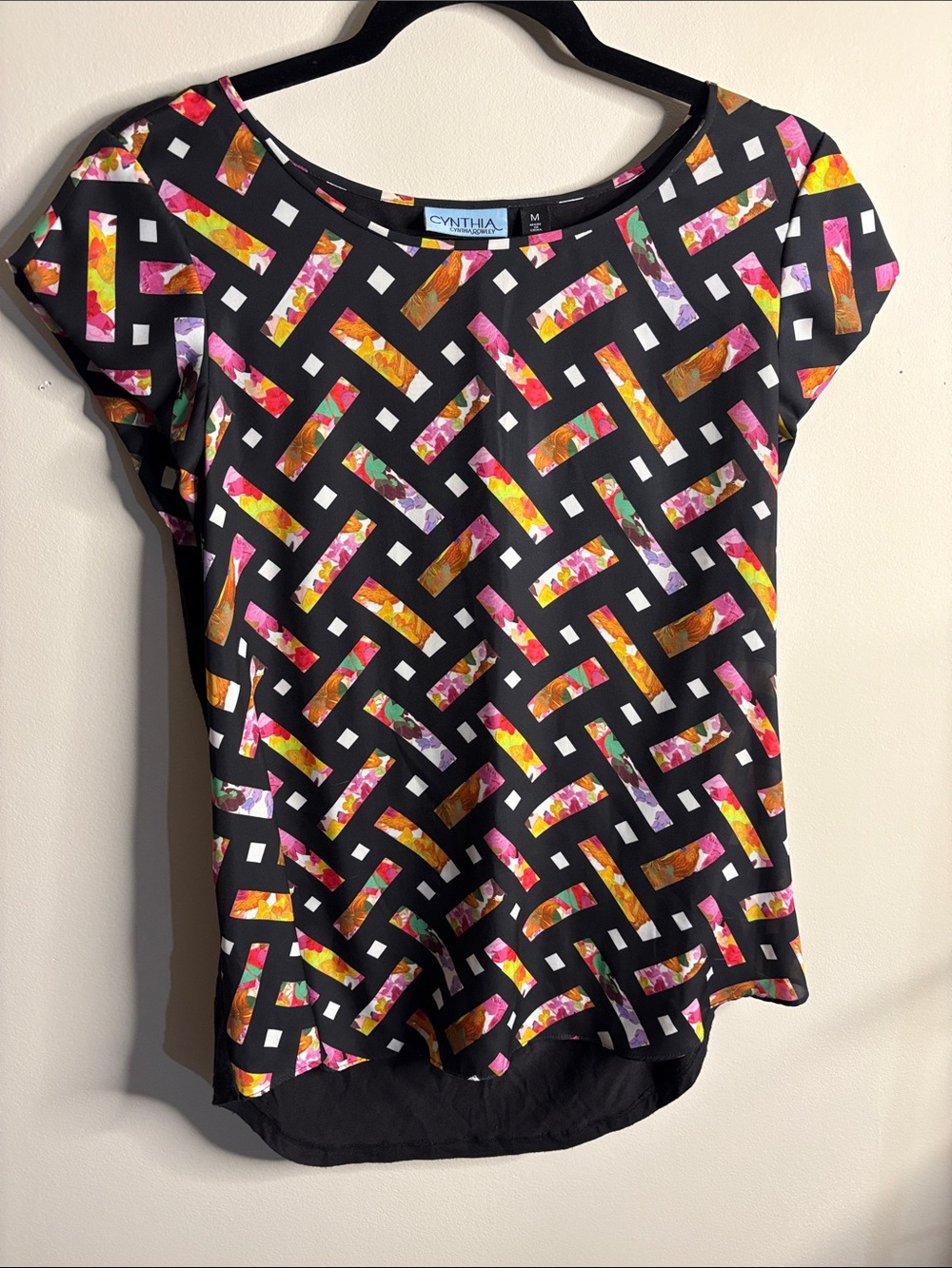 Cynthia Rowley Black Geometric Floral Short-Sleeve Top